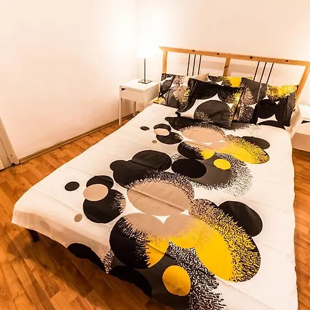Veres Palne Apartment *
